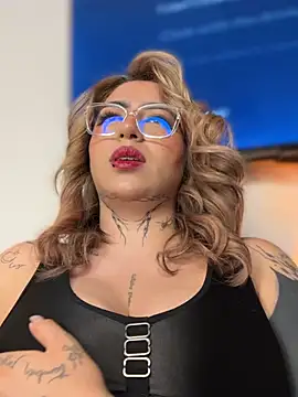 CarolQueen1_ live