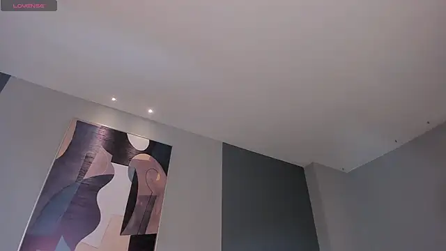 MilaLawrence live