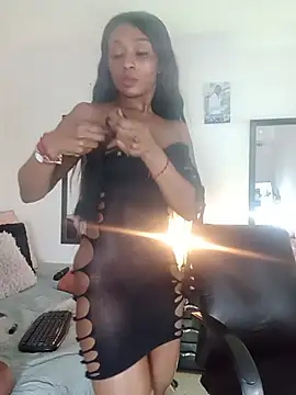KimberlyBanks2 live