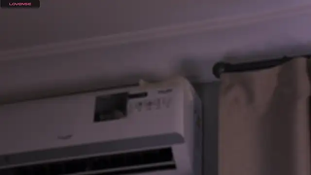 ThersaLayhew live