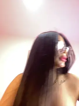 Mia_222 live