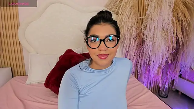 rebeca_taylor live