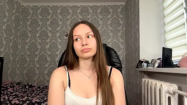 ShaylaChong live