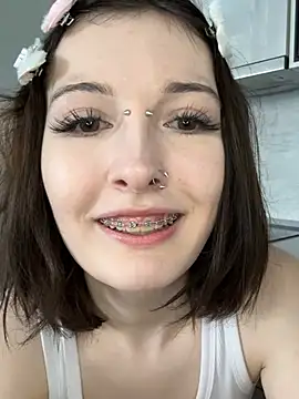 virusDoll live