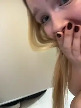 Liza_risky live