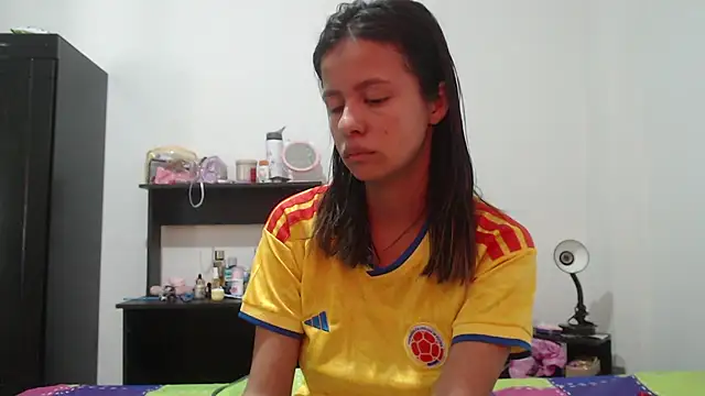 nathaly_jones_ live