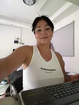 Hot_beauty__ live