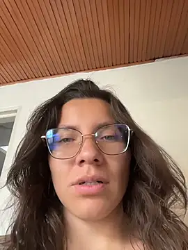 karlamorris_ live