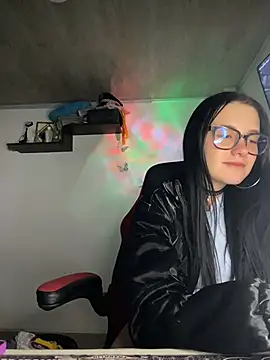 Isabella_21x live
