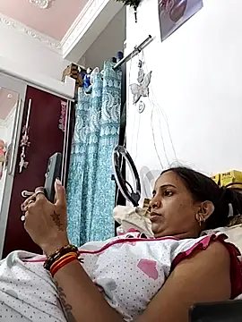 Sexy-Kajal2 live