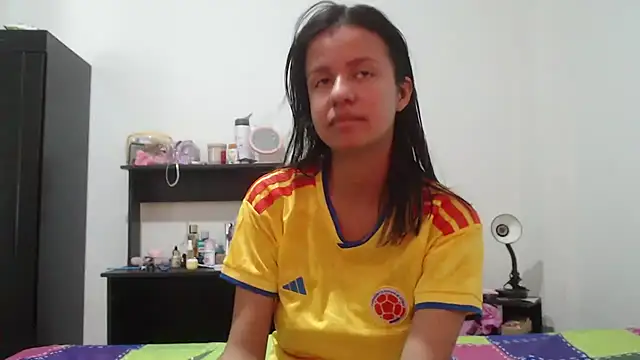 nathaly_jones_ live