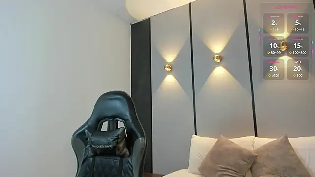 ashly_moonn live