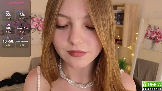 Sue_Sanders live