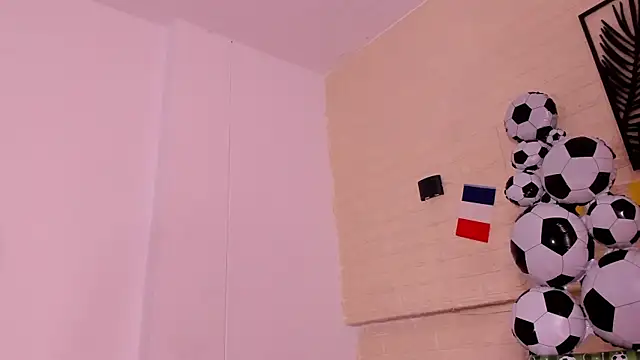 Valeria_noir live