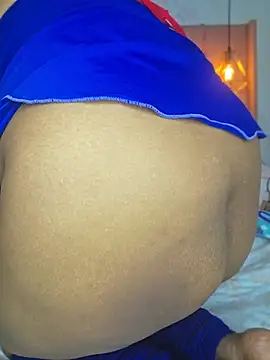 Belle_Brunette live