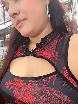 Emily_Harpeer live