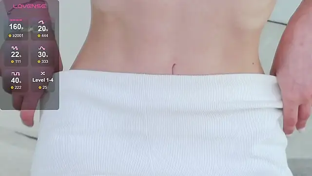 Belle_Blondy live