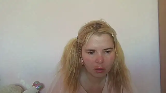 HornyElena live