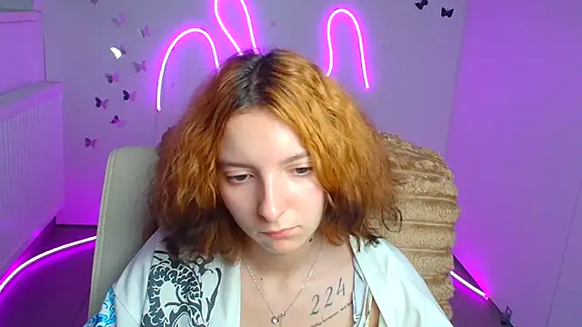 Butterfly_Milly live