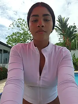 Milu_Luthor live