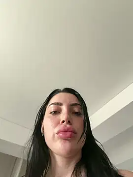 MyaSplash live