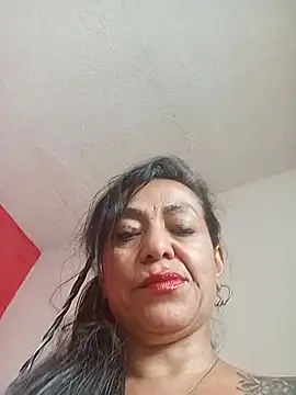 awezomepenelope live