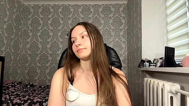 ShaylaChong live