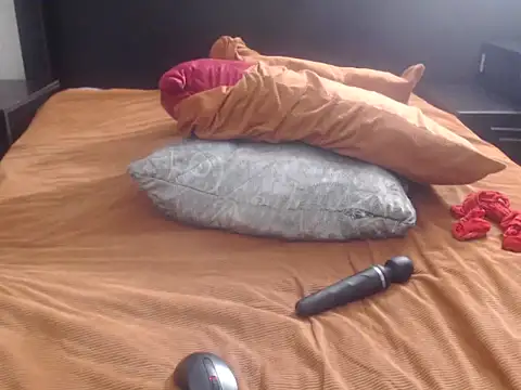 XHotJuicyBootyXX live