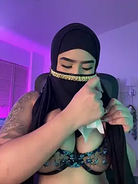 Yasmin_cute live