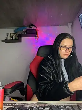 Isabella_21x live