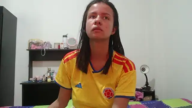 nathaly_jones_ live