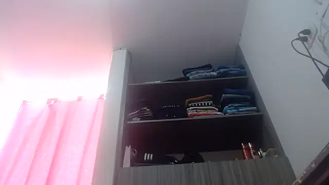 nicolle_milf1978 live