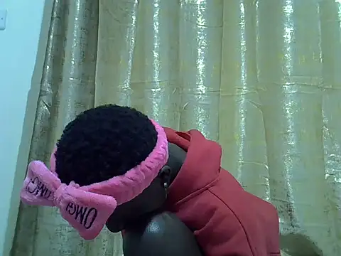 cutiebreey live