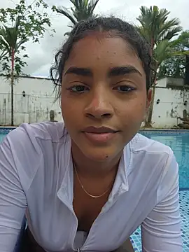 Milu_Luthor live