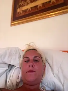 Sofia_beee live