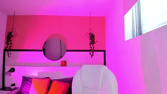 Britney_Collins_ live