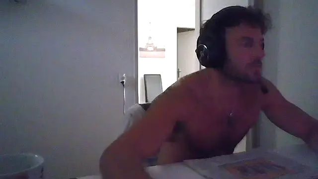 alpha-hunk profile
