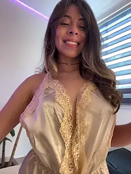 AmmyCollinsW live