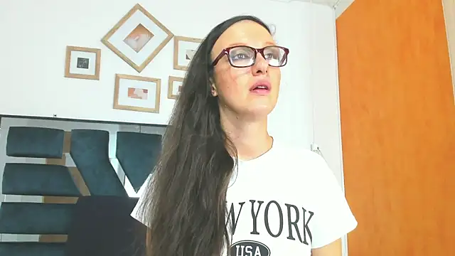 LolaBoobs live