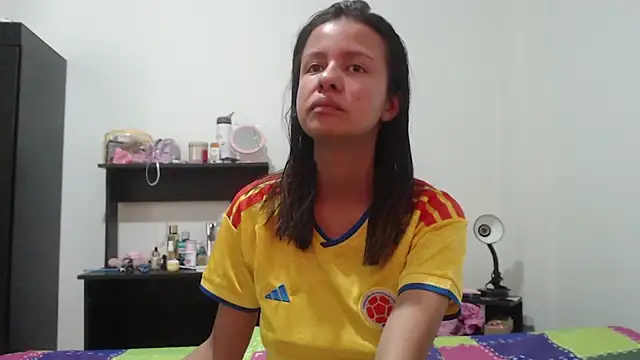nathaly_jones_ live