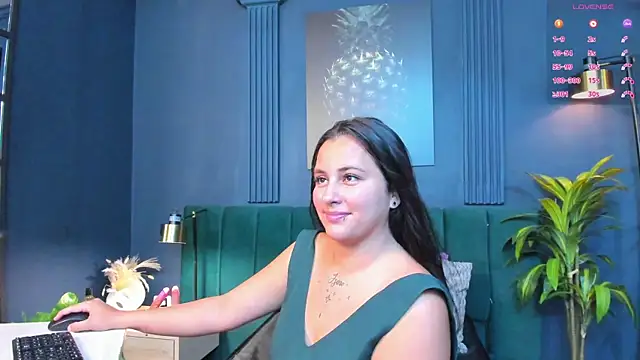 megansumer live