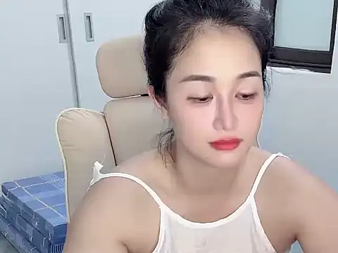 AmyLinee_1 live
