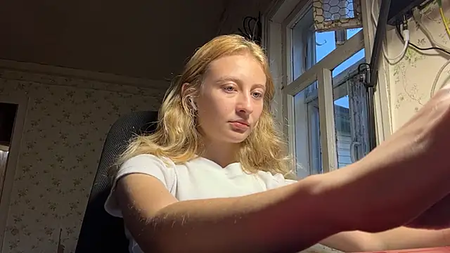 LisaBam live