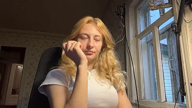 LisaBam live