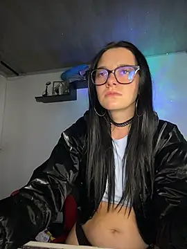 Isabella_21x live