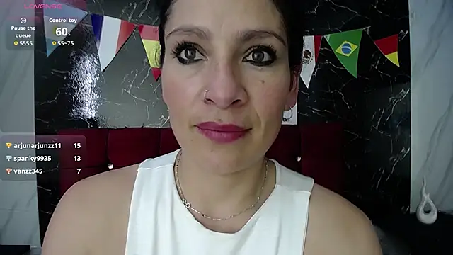 SofiaMoreno_ live