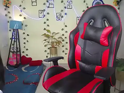 Sweet_Hazel69 live