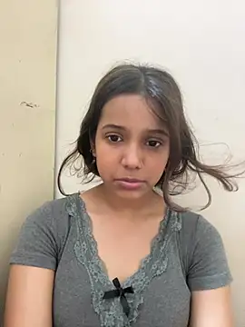 sanjna0122 live