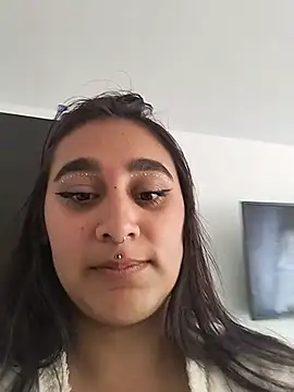 Mia_skyy18 live