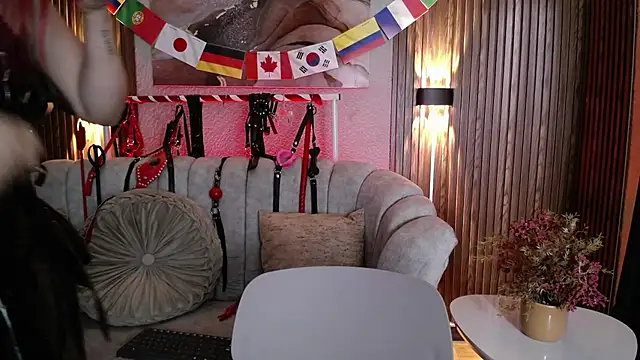 Naty_slavedoll live